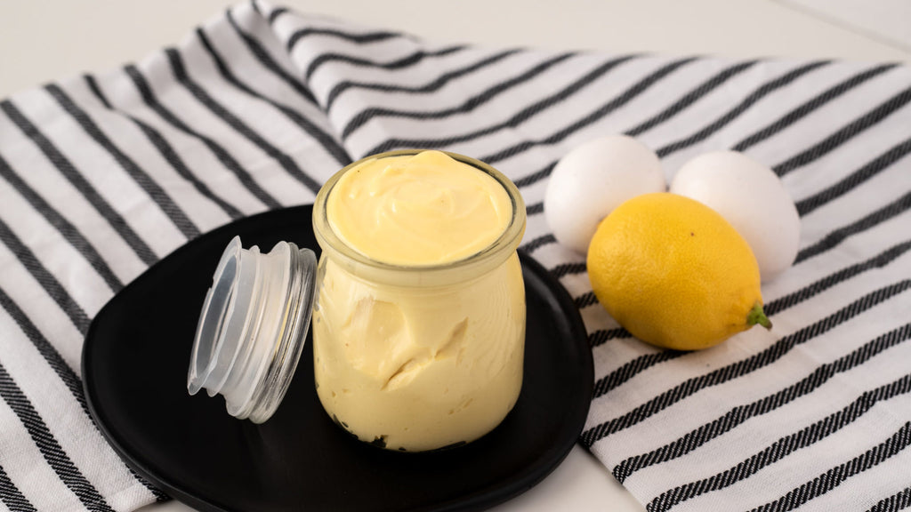 5-Minute Keto Mayonnaise
