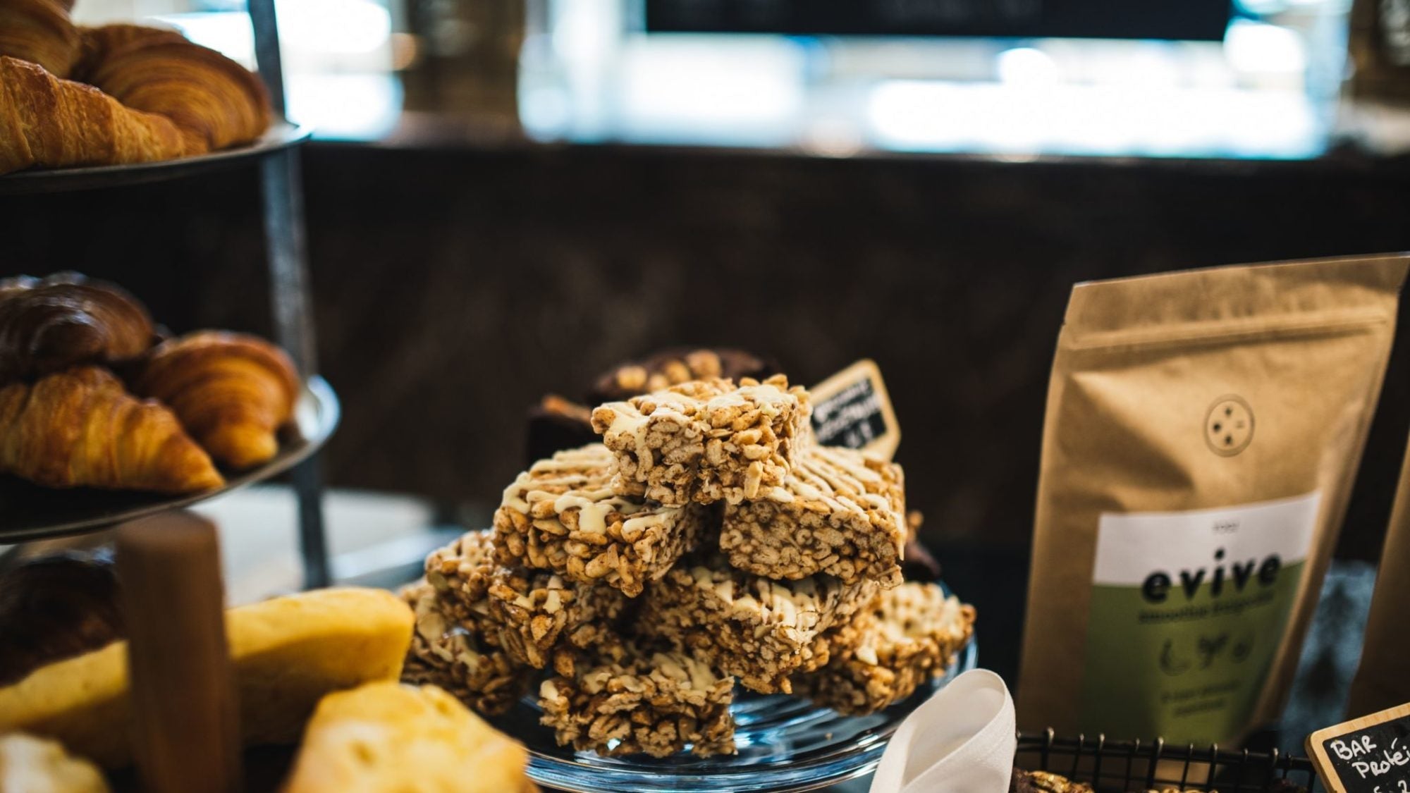 Keto Protein Bars: Your Best and Worst Options (Ranked)