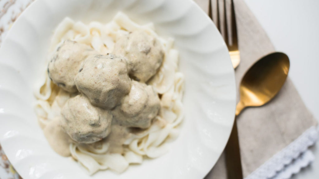 Keto Swedish Meatballs {Low-Carb}