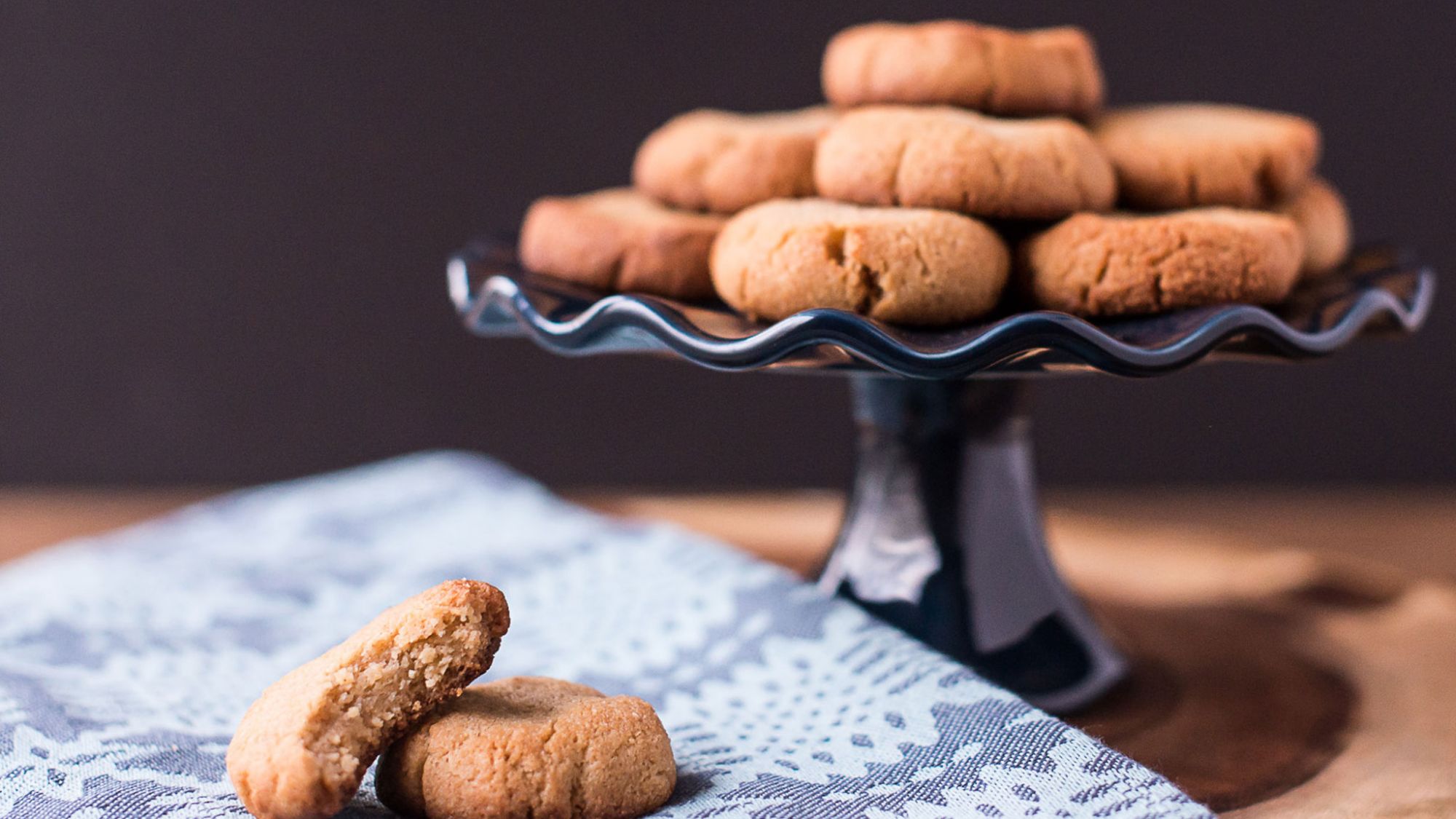 Keto Ginger Snap Cookies {Gluten-Free and Low-Carb}