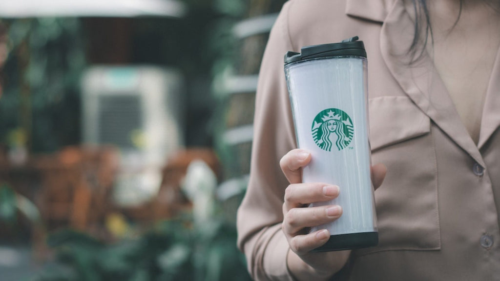 Your Keto Starbucks Ordering Guide for a Low-Carb Latte Fix